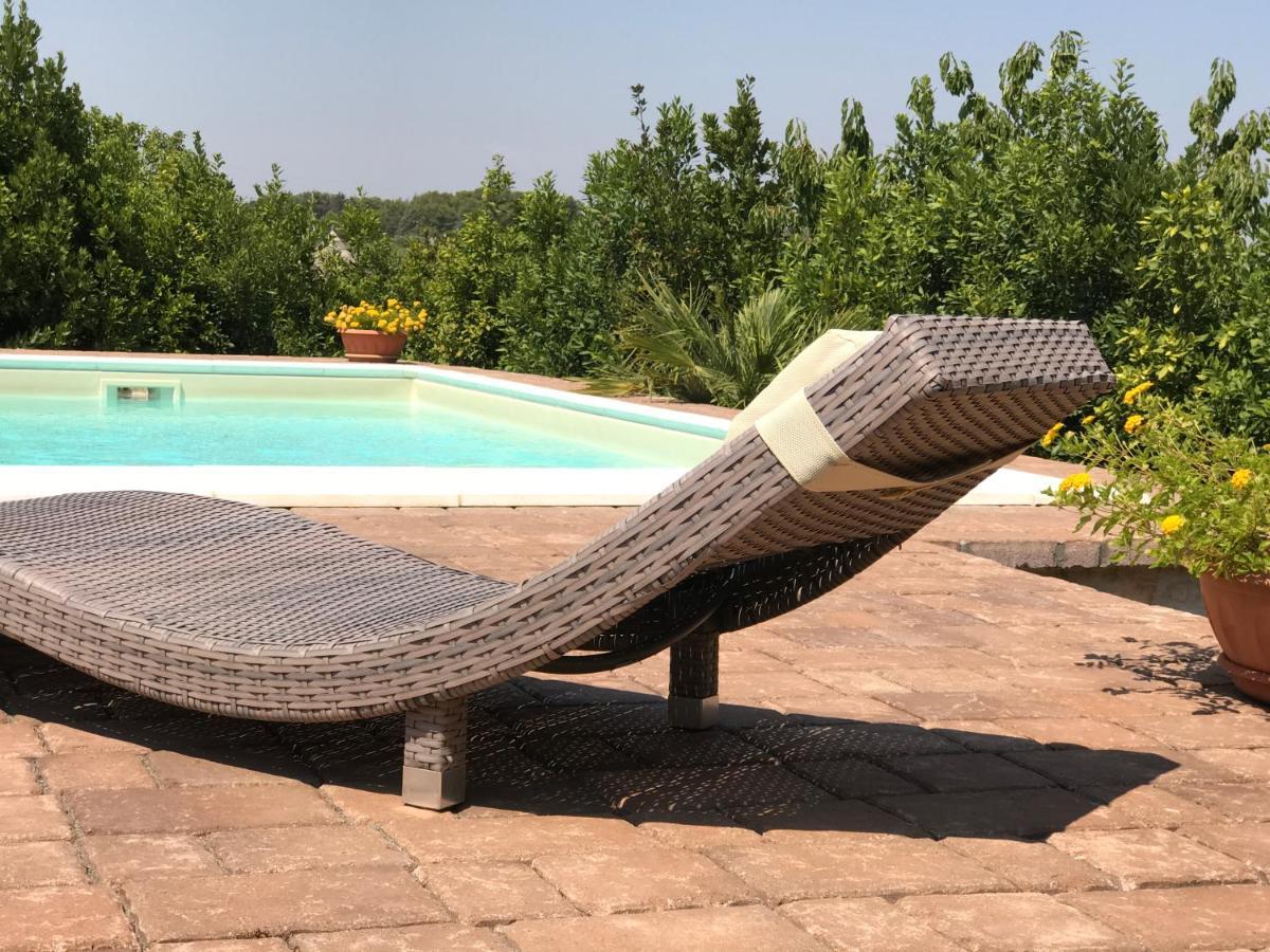 Trullo Delle Querce Suite Private Pool マルティナ・フランカ エクステリア 写真