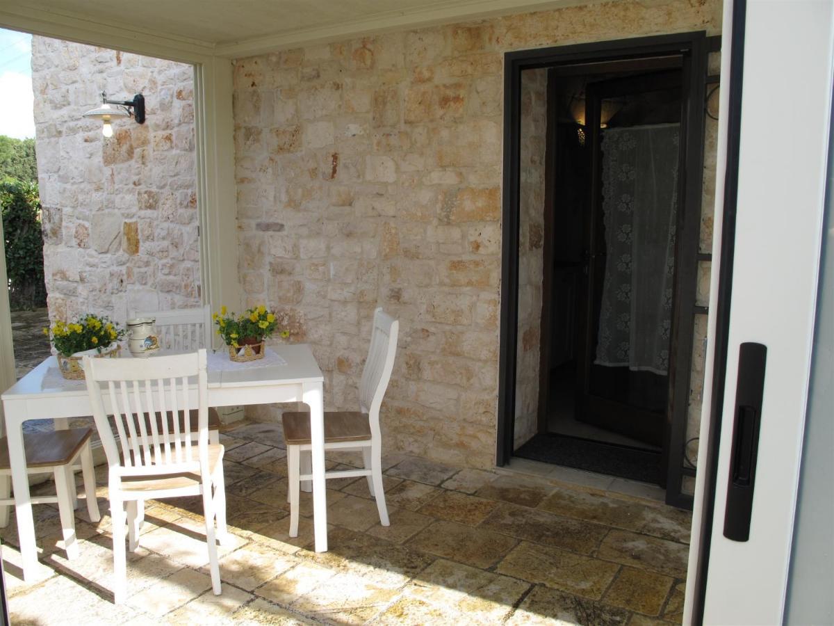 Trullo Delle Querce Suite Private Pool マルティナ・フランカ エクステリア 写真